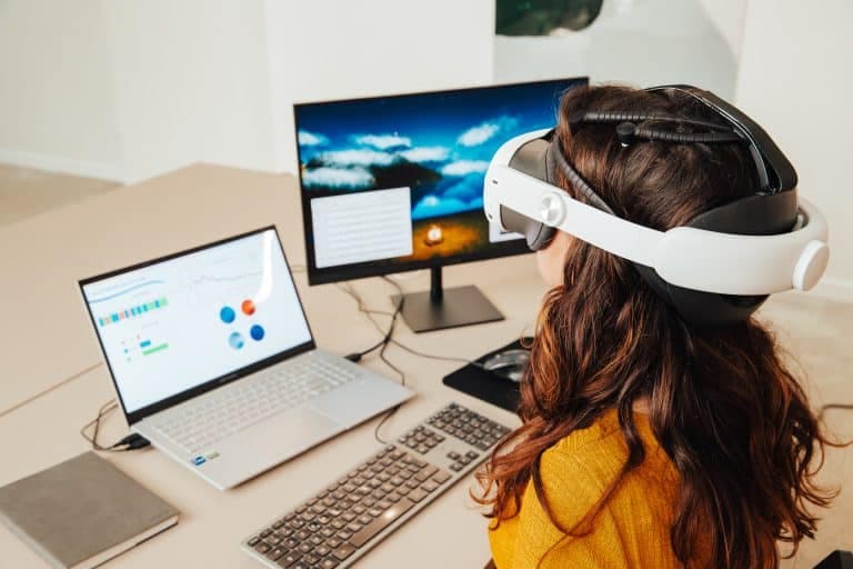 Neurofeedback: Real-Time Brain Modulation Through EEG Biomarkers